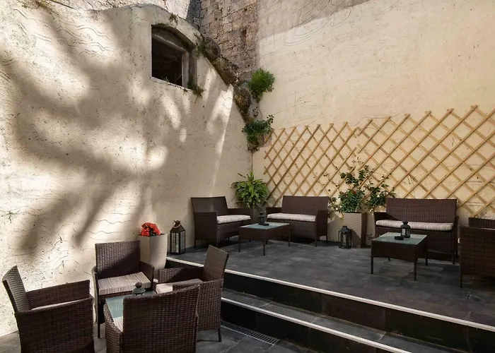 Old Town Senses Boutique Otel